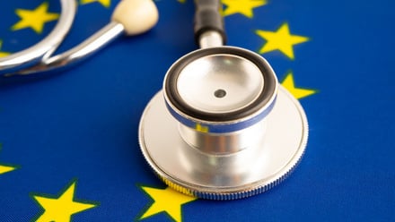 EU_IVDR_stethoscope_stars_credit Pakawadee Wongjinda_ORIG_200260501.jpg