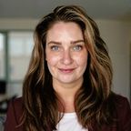 Amber  McNair  BSc(Hons), RSci, BCMAS, mTOPRA